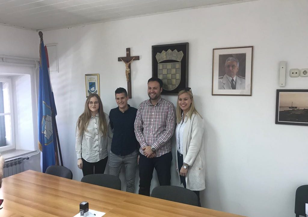 28783102_10211561892071200_7513860166966575104_n