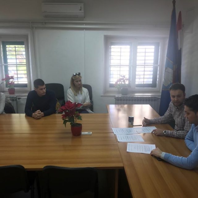 28958359_10211561893271230_4105169160726642688_n