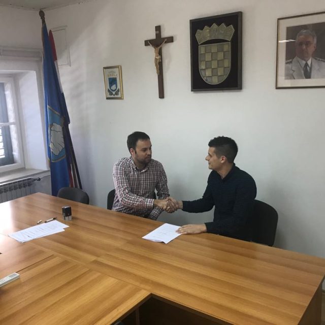 29025824_10211561892391208_4176657718842490880_n