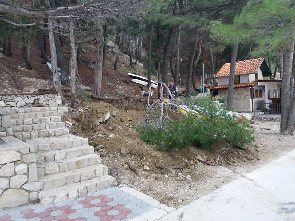 34706971_10212172640139520_4966307118572371968_n