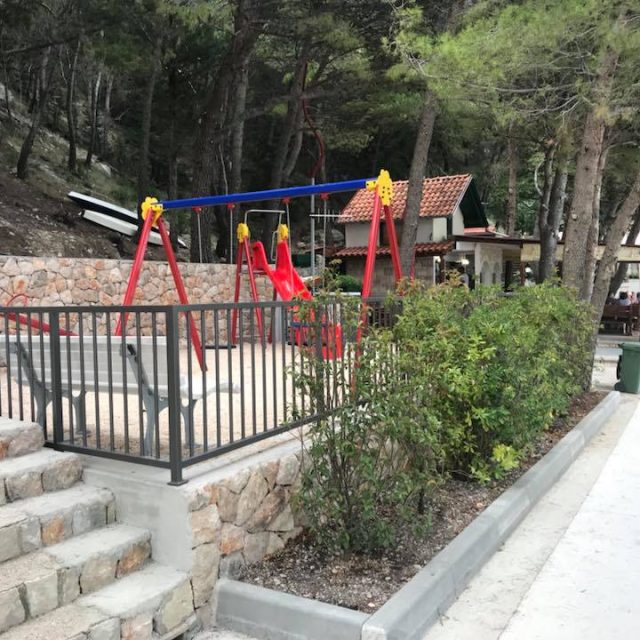 34777269_10212172639259498_7946932568509644800_n