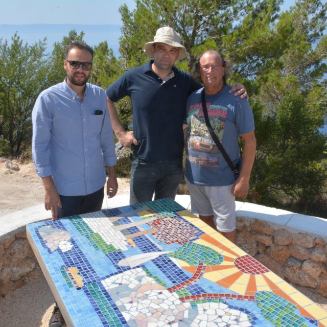 37106278_10212396505376011_3910467431226671104_n (1)