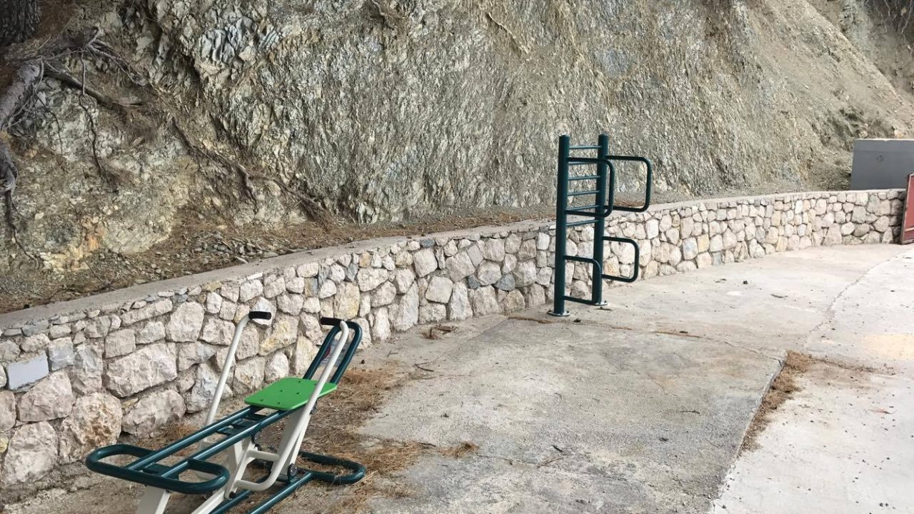 516876137_10229635163691695_5853118777964211399_n